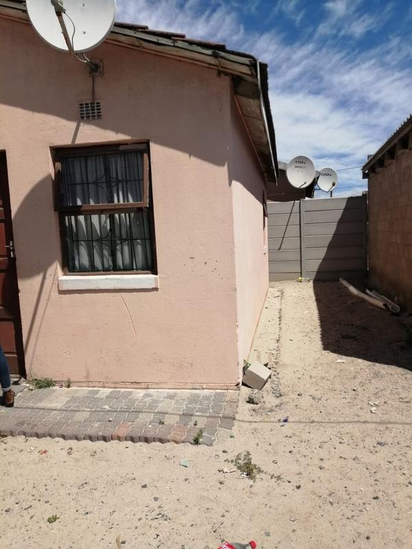 2 Bedroom Property for Sale in Khaya Western Cape